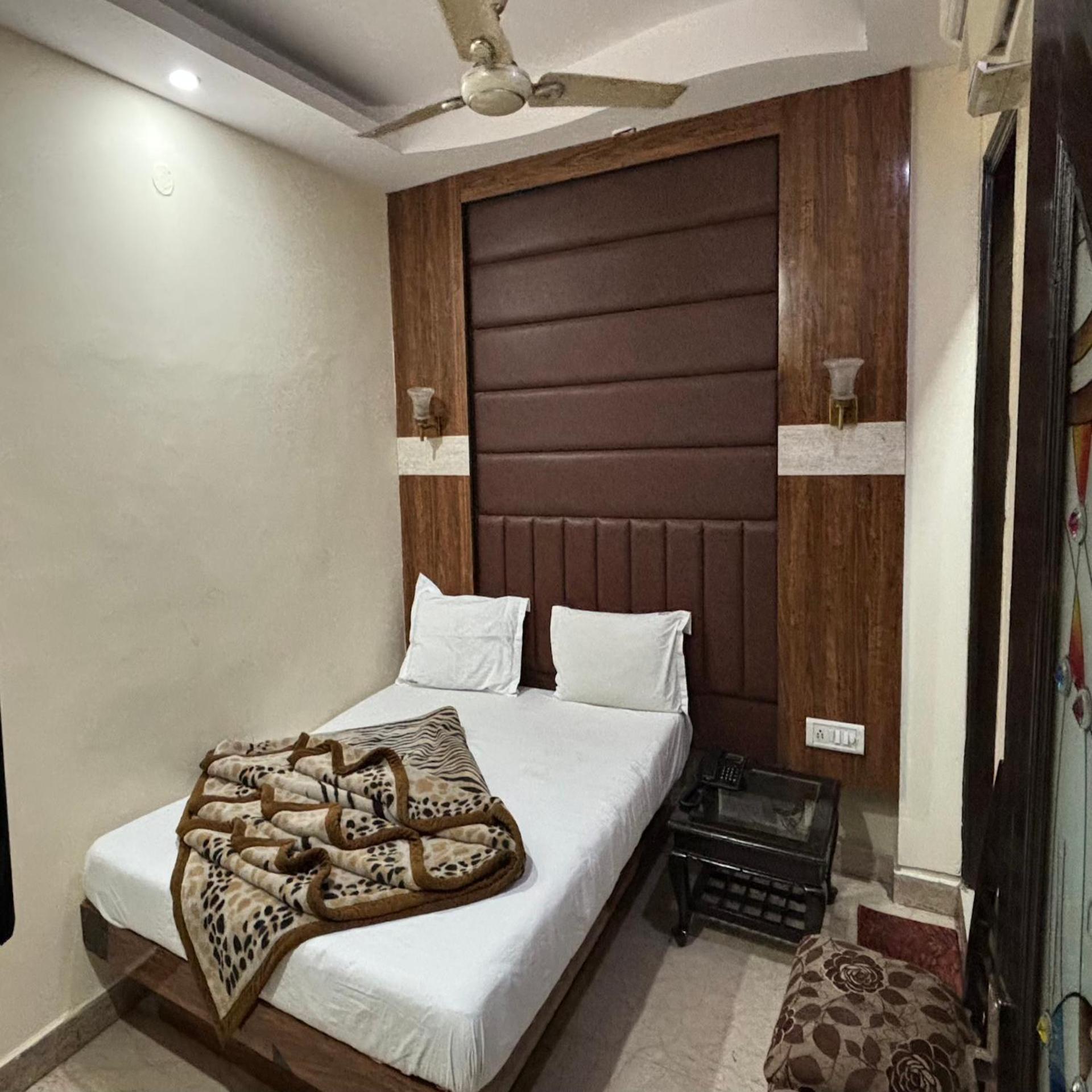 Hotel Pk International Near By New Delhi Station I Couple Friendly Habitación foto